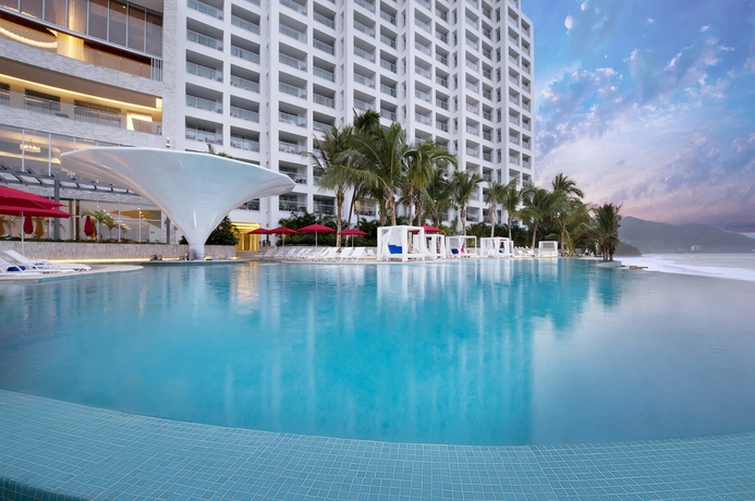Imagen de la piscina del Hotel Hilton Vallarta Riviera All-inclusive Resort, Puerto Vallarta. Foto 15