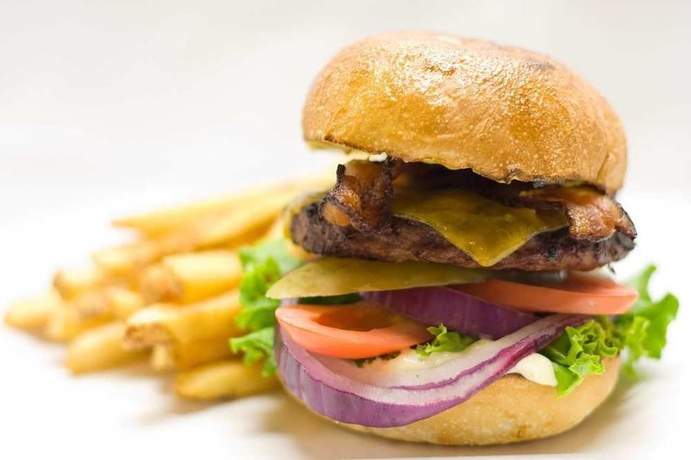 Imagen del bar/restaurante del Hotel Hilton Vancouver Airport. Foto 4