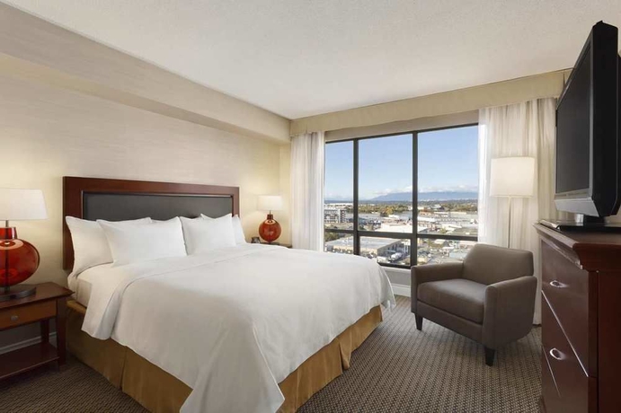 Imagen de la habitación del Hotel Hilton Vancouver Airport. Foto 14