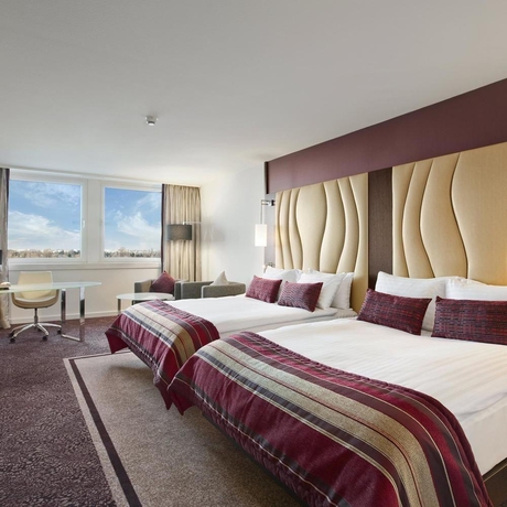 Imagen general del Hotel Hilton Vienna Danube Waterfront. Foto 2