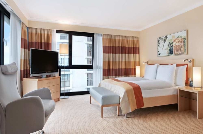 Imagen de la habitación del Hotel Hilton Vienna Park. Foto 5