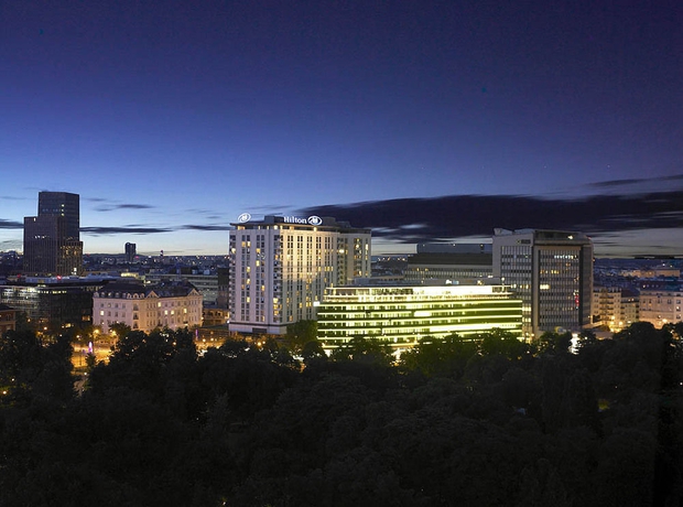 Imagen de los exteriores del Hotel Hilton Vienna Park. Foto 8