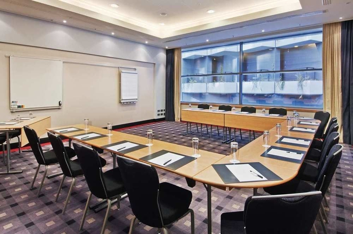 Imagen de los interiores del Hotel Hilton Vienna Park. Foto 13