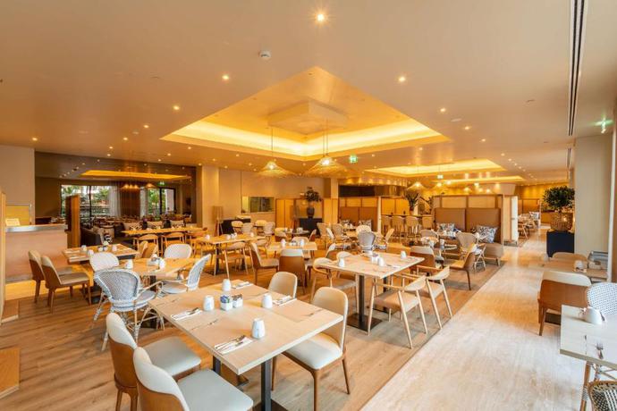 Imagen general del Hotel Hilton Vilamoura As Cascatas Golf Resort and Spa. Foto 2