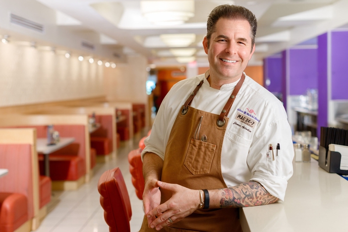 Imagen del bar/restaurante del Hotel Hilton Waikiki Beach. Foto 5