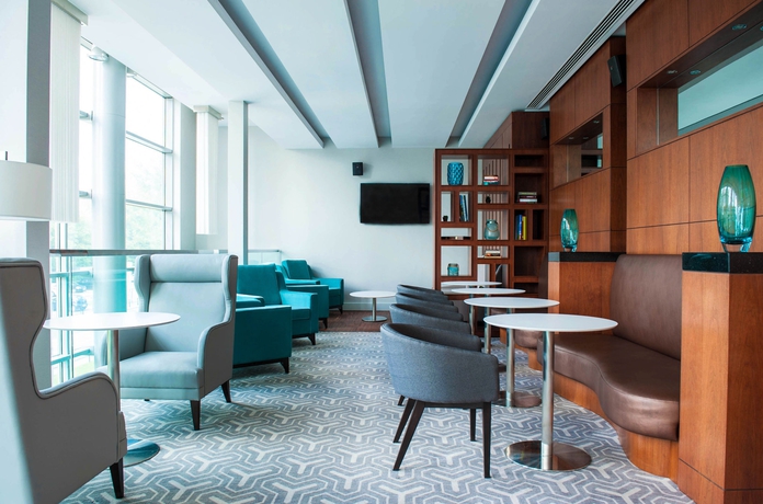 Imagen de los interiores del Hotel Hilton Warsaw City. Foto 12