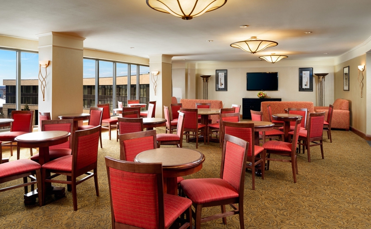 Imagen de los interiores del Hotel Hilton Washington Dulles Airport. Foto 16
