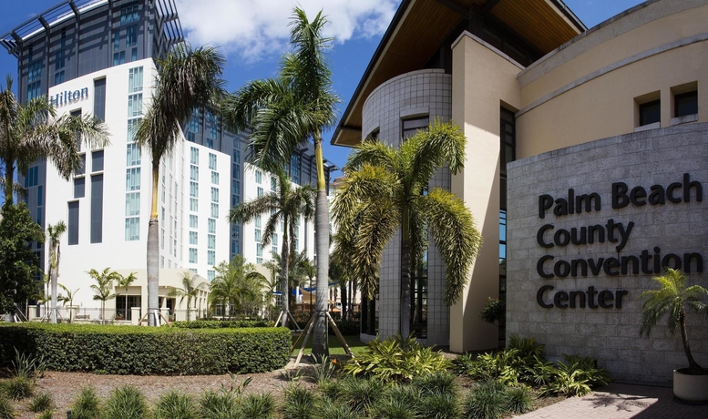 Imagen de los exteriores del Hotel Hilton West Palm Beach. Foto 5