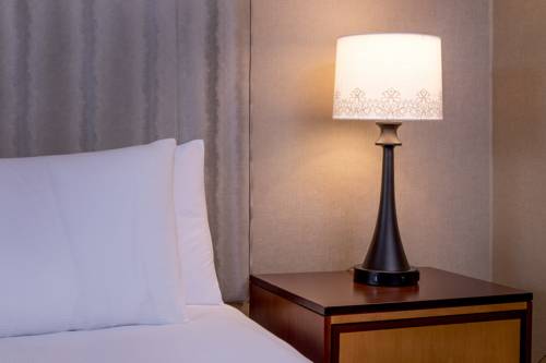 Imagen de la habitación del Hotel Hilton Wilmington/christiana. Foto 2