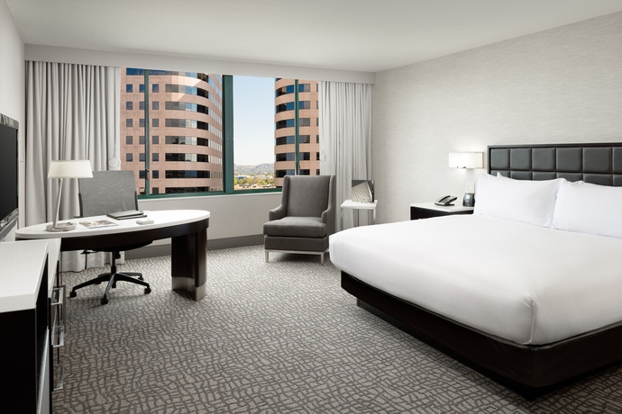 Imagen de la habitación del Hotel Hilton Woodland Hills / Los Angeles. Foto 6