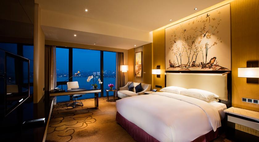 Imagen general del Hotel Hilton Wuhan Riverside. Foto 8