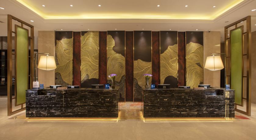 Imagen general del Hotel Hilton Wuhan Riverside. Foto 9