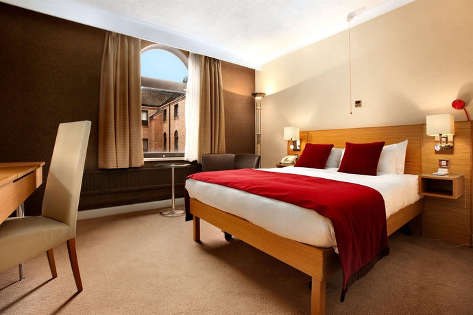 Imagen de la habitación del Hotel Hilton York. Foto 6