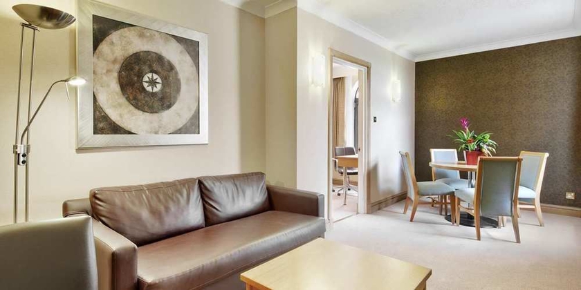 Imagen de los interiores del Hotel Hilton York. Foto 11