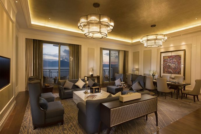 Imagen de la habitación del Hotel Hilton Yuxi Fuxian Lake. Foto 8