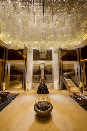 Imagen de los interiores del Hotel Hilton Zhongshan Downtown. Foto 18