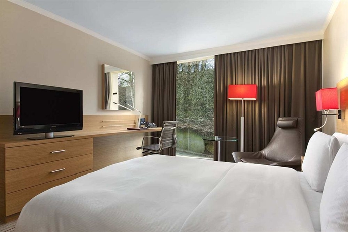 Imagen de la habitación del Hotel Hilton Zurich Airport. Foto 6