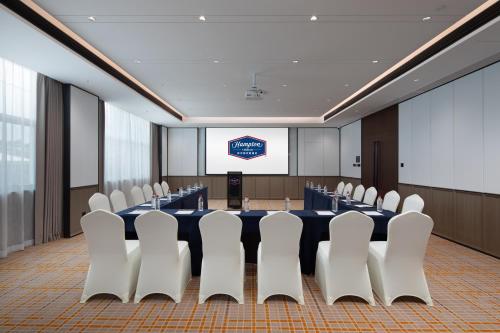 Imagen general del Hotel Hilton by Hampton Guangzhou Xintang. Foto 10