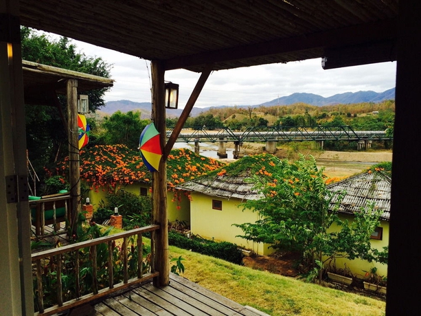 Imagen general del Hotel Him Naam Pai Resort. Foto 3