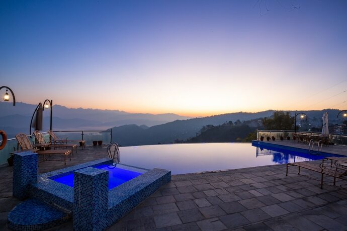 Imagen general del Hotel Himalaya Drishya Resort. Foto 1