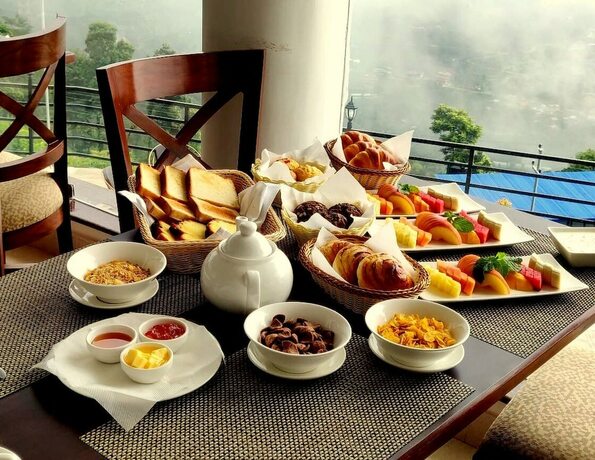 Imagen general del Hotel Himalaya Drishya Resort. Foto 11