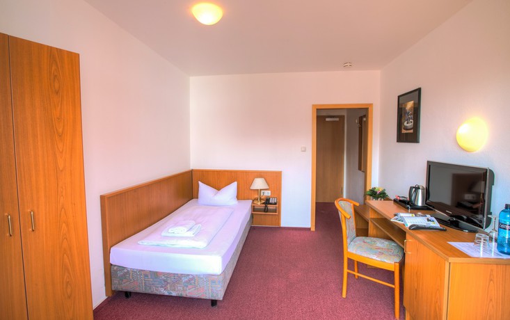 Imagen de la habitación del Hotel Himalaya Frankfurt City Messe. Foto 6