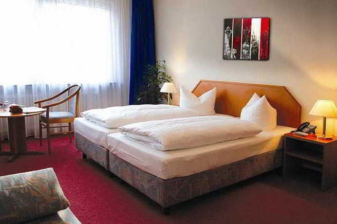 Imagen de la habitación del Hotel Himalaya Frankfurt City Messe. Foto 10