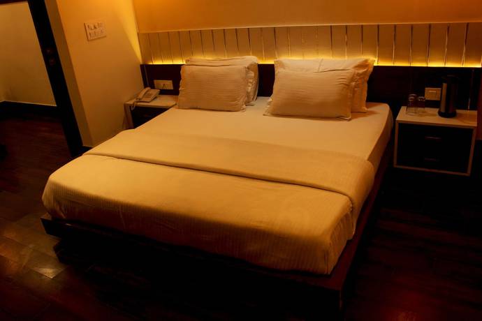 Imagen de la habitación del Hotel Himalaya, Haridwar. Foto 6