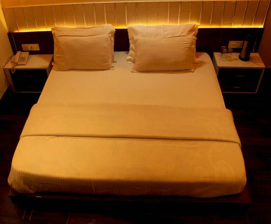 Imagen de la habitación del Hotel Himalaya, Haridwar. Foto 13