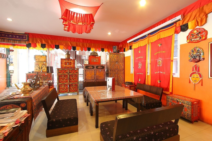 Imagen del bar/restaurante del Hotel Himalaya Residence. Foto 8