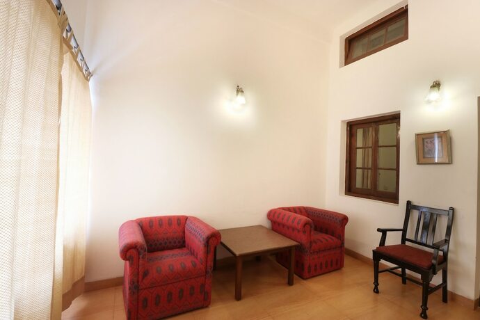 Imagen de la habitación del Hotel Himalayan Club. Foto 12