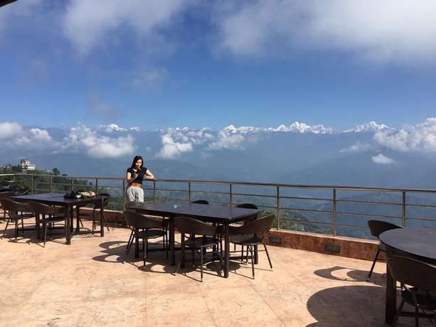 Imagen del bar/restaurante del Hotel Himalayan Villa. Foto 6