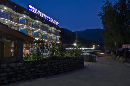 Imagen de la habitación del Hotel Himalayan Village Resort, Manali. Foto 20
