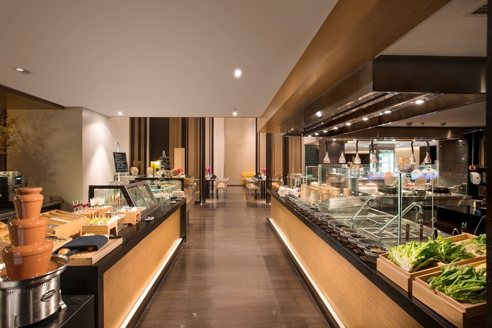 Imagen del bar/restaurante del Hotel Himalayas Qingdao. Foto 7