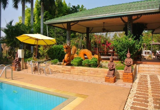 Imagen de la piscina del Hotel Himawari Restaurant and Cottage. Foto 15