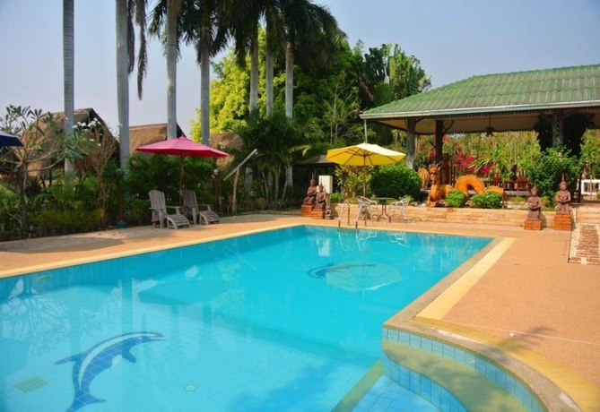 Imagen de la piscina del Hotel Himawari Restaurant and Cottage. Foto 16