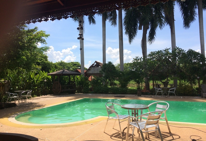 Imagen de la piscina del Hotel Himawari Restaurant and Cottage. Foto 18