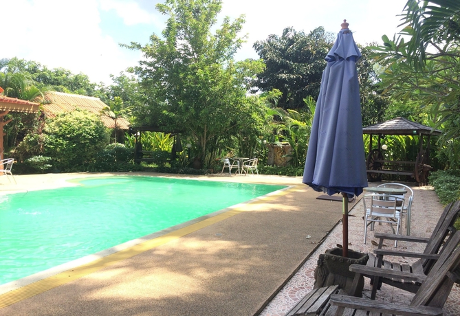 Imagen de la piscina del Hotel Himawari Restaurant and Cottage. Foto 19