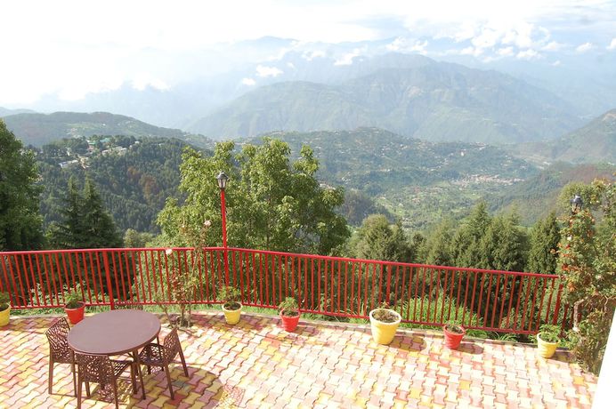 Imagen de los exteriores del Hotel Himdhara. Foto 17