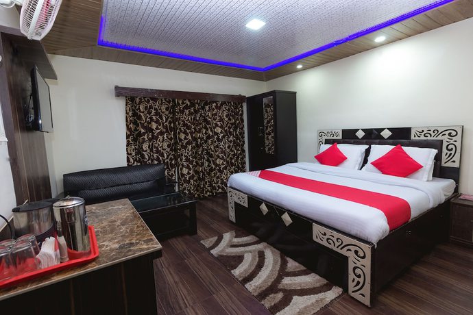 Imagen de la habitación del Hotel Himdhara. Foto 13