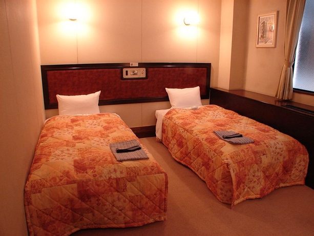 Imagen de la habitación del Hotel Himeji Plaza. Foto 4