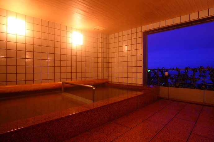 Imagen de la piscina del Hotel Himi Onsenkyo Uomeguri No Yado Eihokaku. Foto 11
