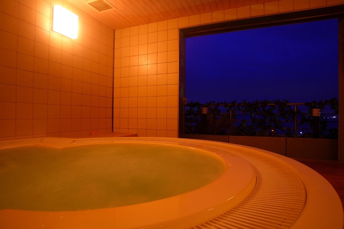 Imagen de la piscina del Hotel Himi Onsenkyo Uomeguri No Yado Eihokaku. Foto 12