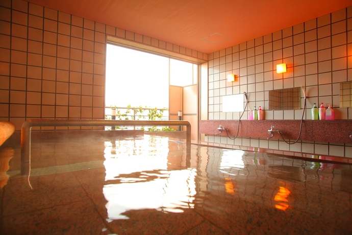 Imagen de la piscina del Hotel Himi Onsenkyo Uomeguri No Yado Eihokaku. Foto 16