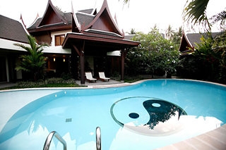 Imagen de la piscina del Hotel Himmaphan Phuket. Foto 6