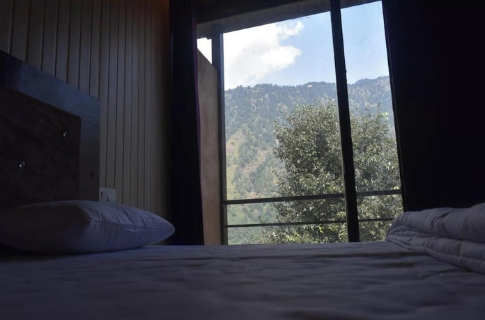Imagen de la habitación del Hotel Himvant residency. Foto 1