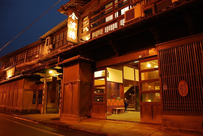 Imagen de los exteriores del Hotel Hinagu Onsen Kinparo. Foto 19