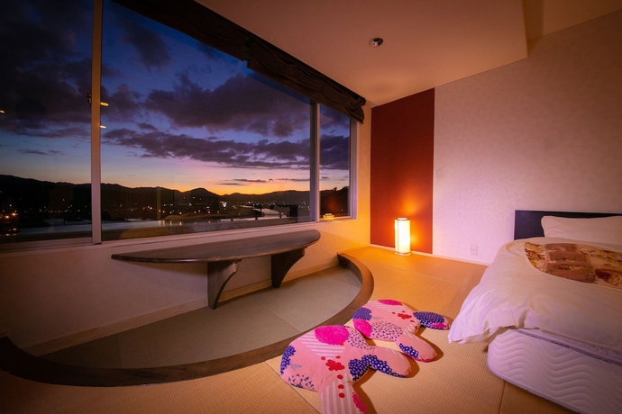 Imagen de la habitación del Hotel Hinanosato Sanyoukan. Foto 15