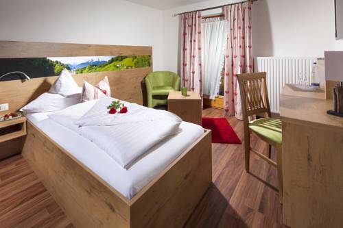 Imagen de la habitación del Hotel Hindenburglinde. Foto 10