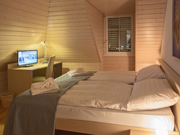 Imagen de la habitación del Hotel Hine Adon Cheval Blanc. Foto 3